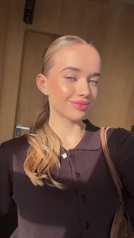 @тгк: Анечка🎀🖤