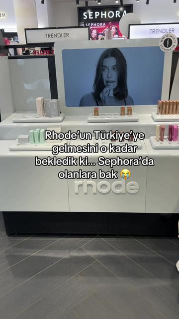 @Anna Gür