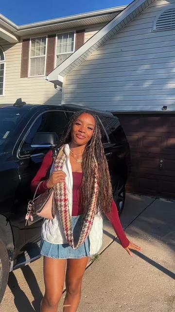 @𝒞𝑒𝓈𝒾𝓁𝓎 👸🏽🎀