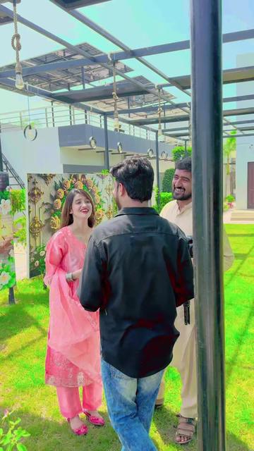 @👑عزیر~Pathan🤍🌼