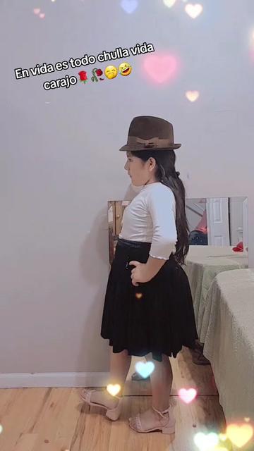 @anahiy manzano 28
