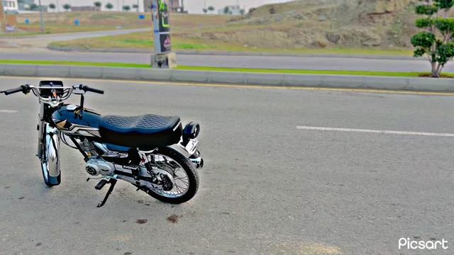 @⚜️ROحAiL_🇵🇰