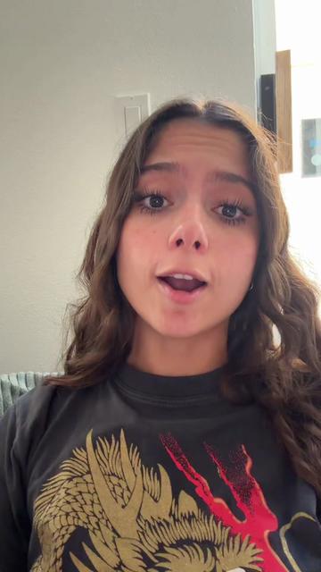 @chloeforero