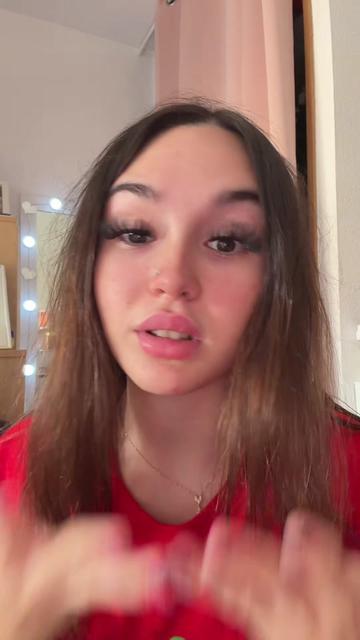 @caarlaaxx_