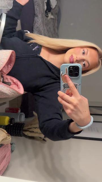 @sofieblondin