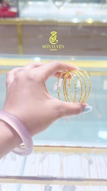 @Bốn Luyện Jewelry