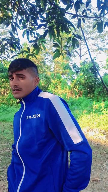 @Rahul✨🥀