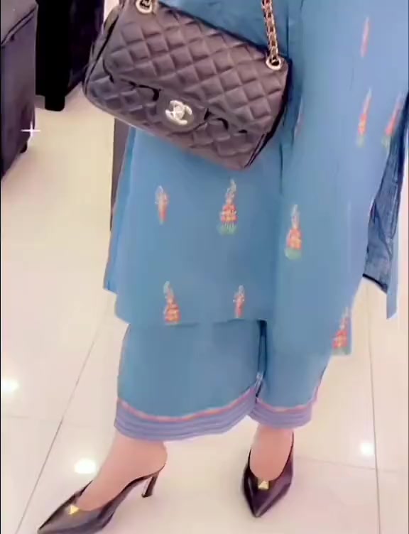 @Cute pathani