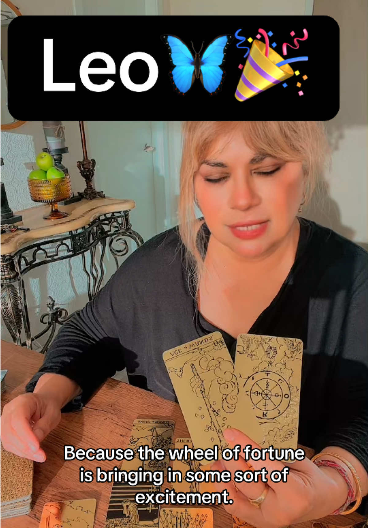 @Green Apple Tarot