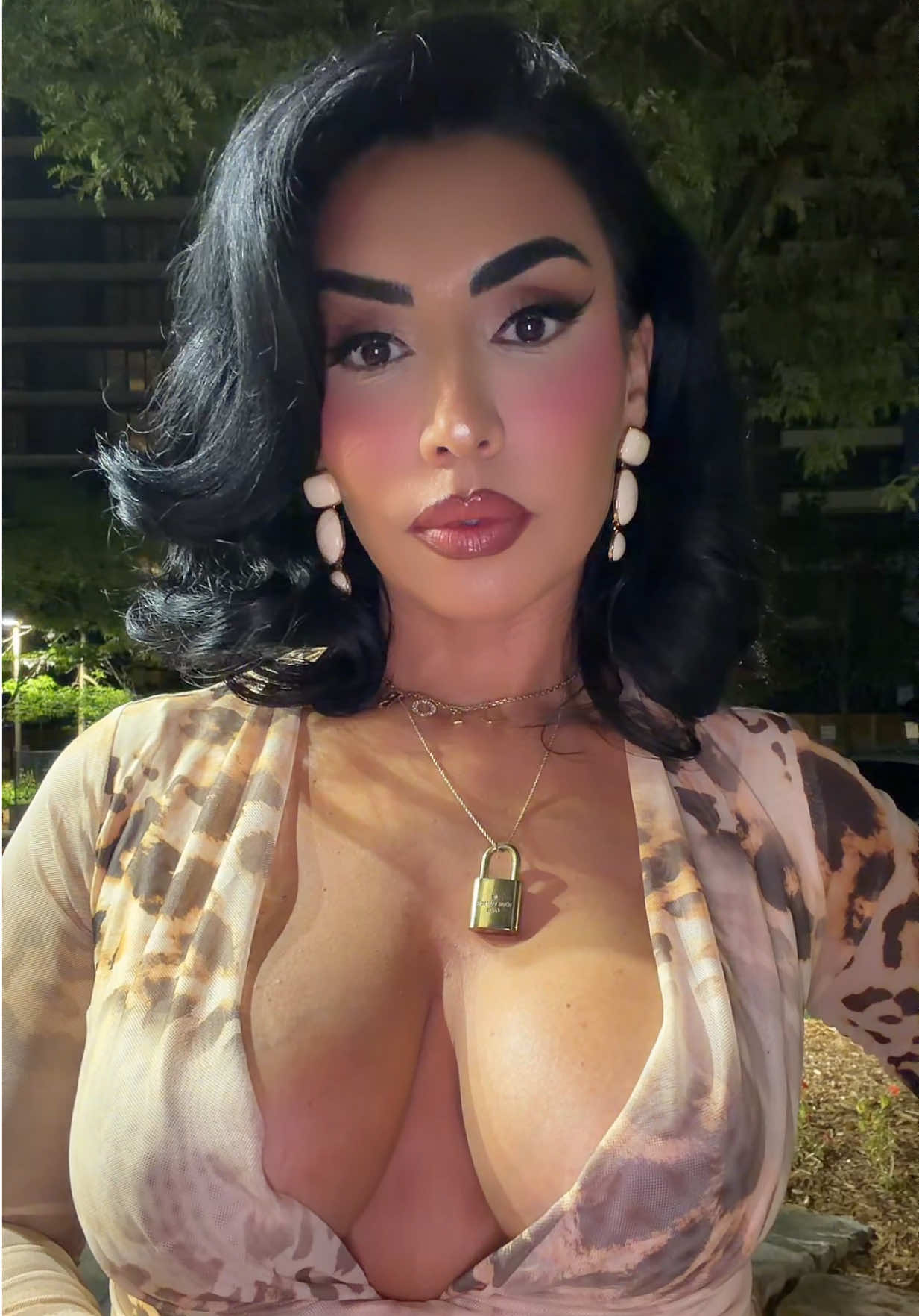 @zarazaherr