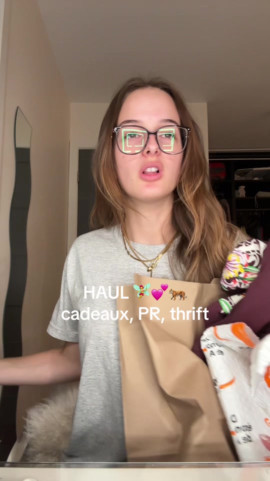 @thaysa