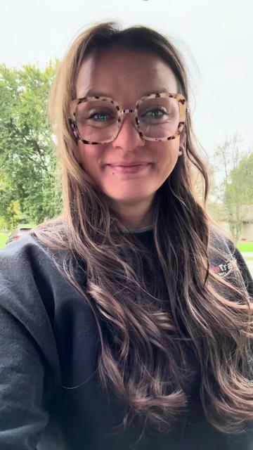 @YourTrailerGal