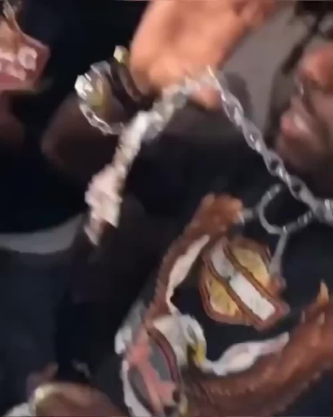 @uzifreebandz