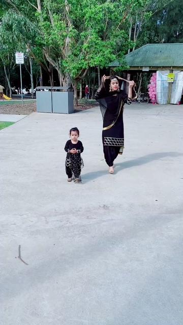 @Komal Warraich