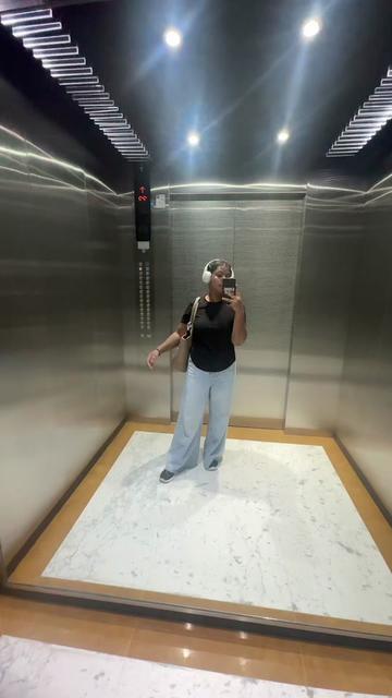 @Reeya 🇦🇪