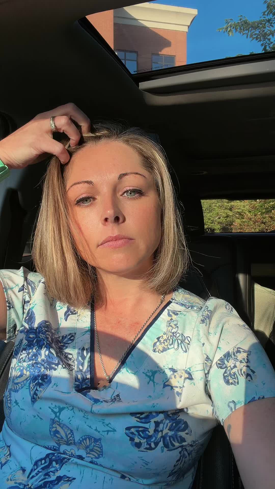 @momica_mama