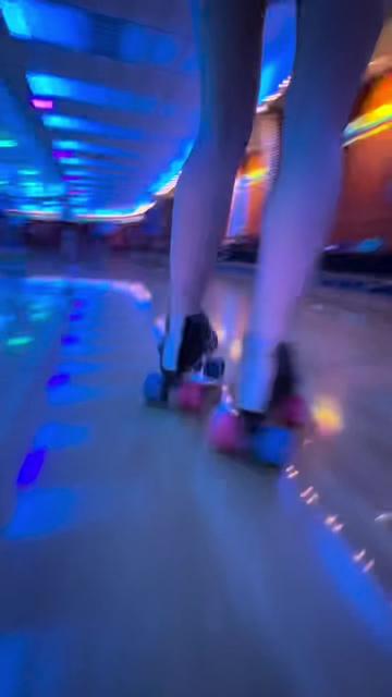 @retro_skater_girl