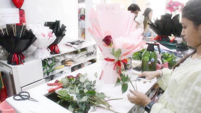 @flowergiftcenterdubai