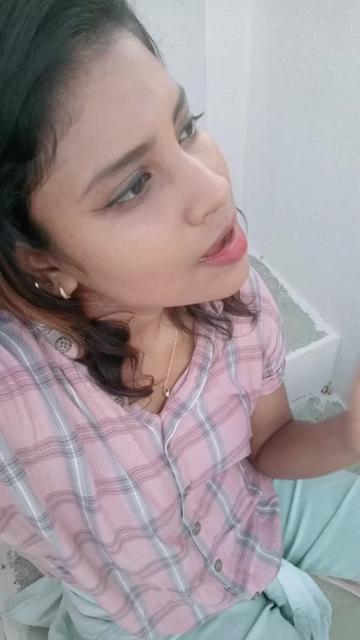 @Glitzy Riddhi