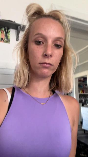 @SheBurps