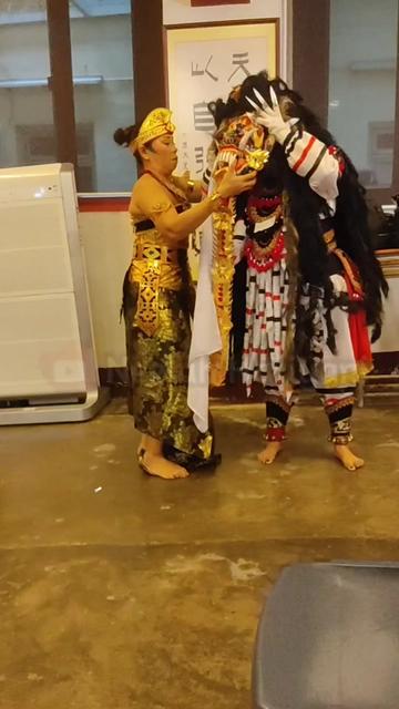 @Neeluh Hariyani003