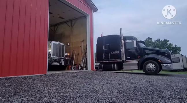 @Dimmick Group Peterbilt