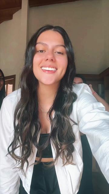 @Lucía Tobón🧚🏼♀️