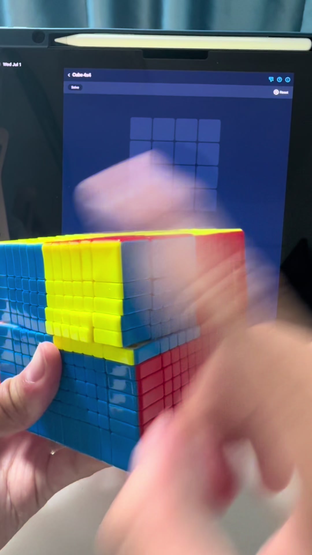 @Golden_Cuber