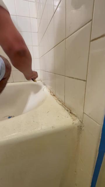 @Bathtub Reglazing Specialist