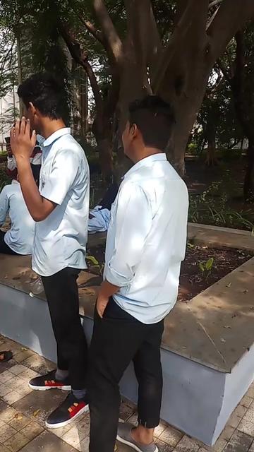 @๐ญ๐๐๐๐๐๐๐