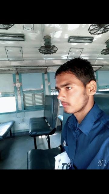 @आयुष कुमार सिहं 🚩🚩