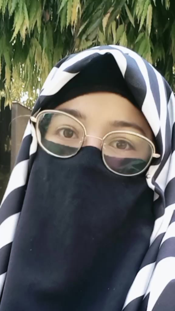 @silent girl 🥰🥰