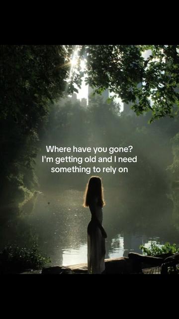 @𝒞
