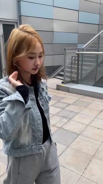 @Emma