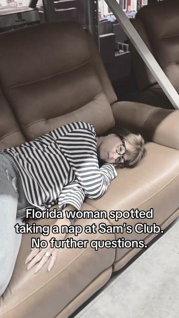 @whats_up_2200