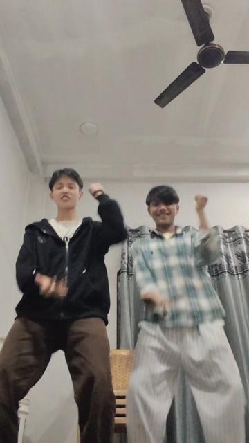 @๐ก๐
ฐ๏ธ๐จ๐๐๐ง๐ฌ ๐๐ฅ