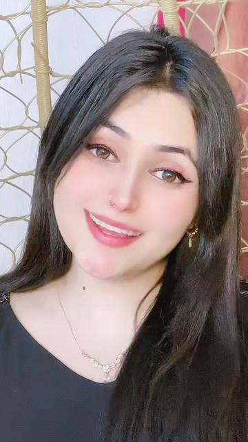 @charming.queen786