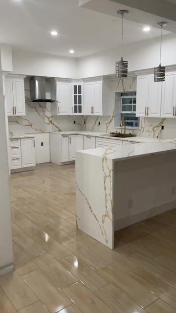 @Luxury Kitchens