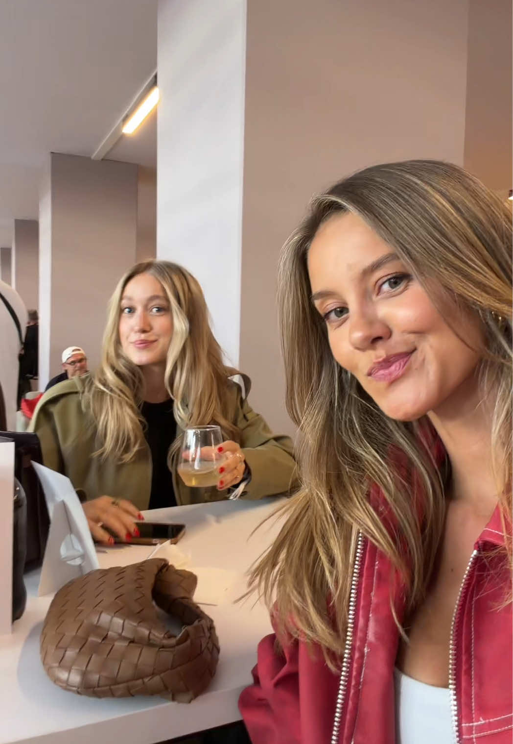 @nicolacavanis