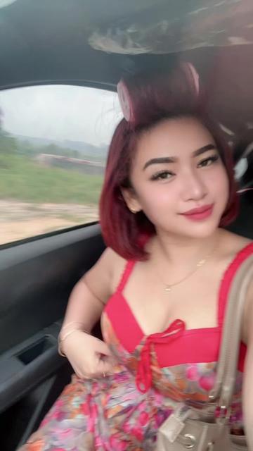 @julia frinella sari
