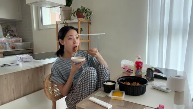 @빵먹다살찐떡