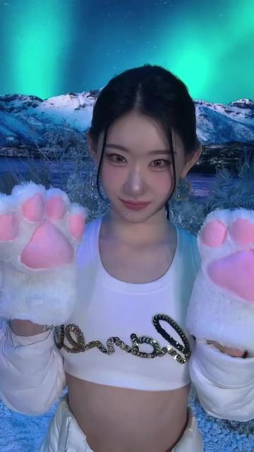 @nb.1 jeongeun fan