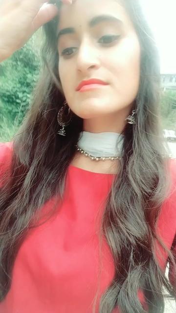 @Divya Thakur(DiVu)