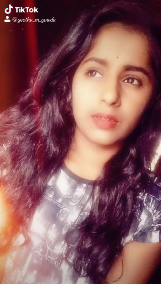 @♥️geethu_m_gowda👑