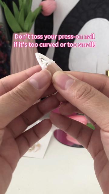 @Glam Ready Nails