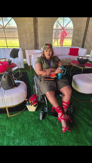 @Ayanda Mochoana