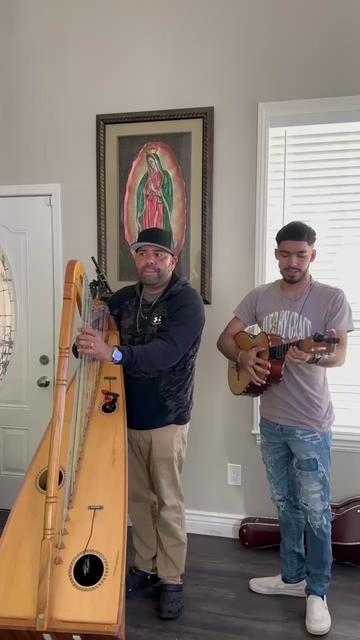 @Mariachi Trio Generación