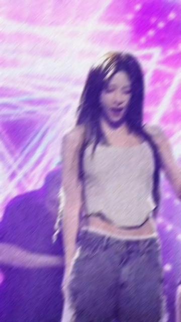 @Ha Jiwon Focus