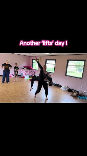@HelenGreenAcademyOfDance