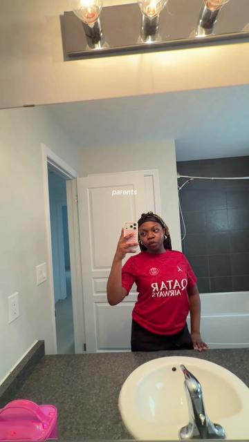 @Uzo⋆˙⟡
